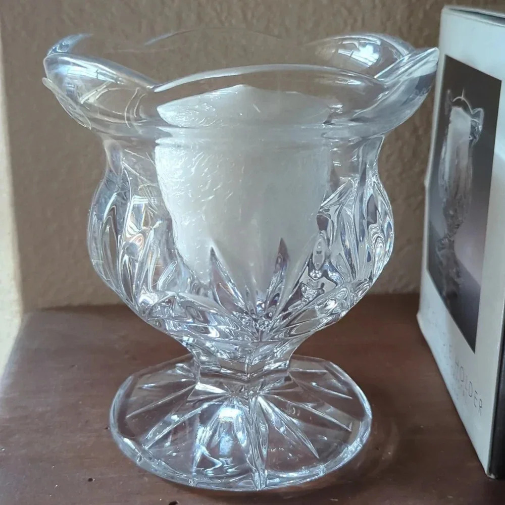 Royal Limited Tulip Candle Holder New 2001